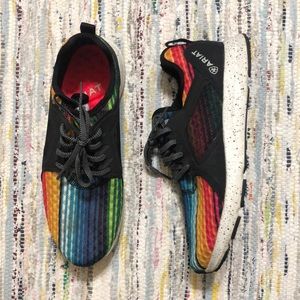 Ariat fuse tennis shoes